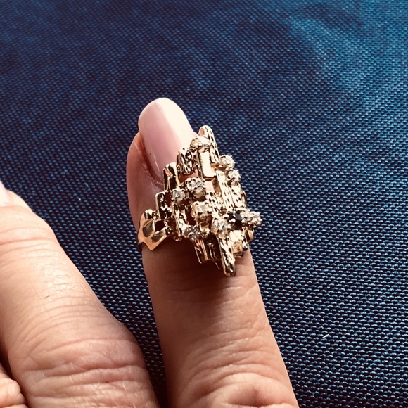 Custom Design Cocktail Ring - Picture 6 of 10